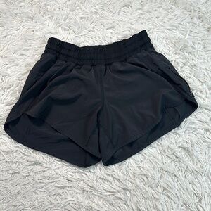 Lululemon Tracker Short III *4-way Stretch Black